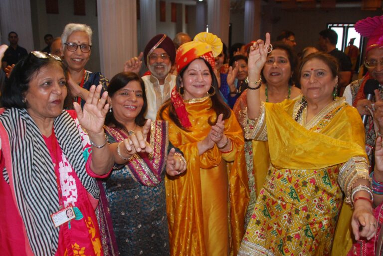 ‘जट्टा आई बैसाखी’ और ‘यारा दिलदारा’ गीतों पर झूमें सदस्य